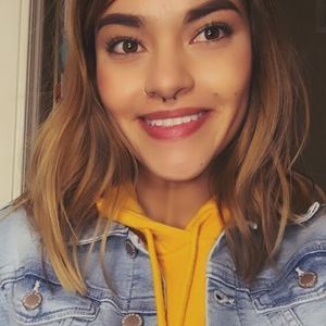 Meet your Posher, Karla